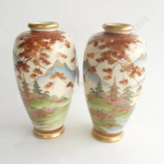2 x KOBE SATSUMA VASES H. 220mm