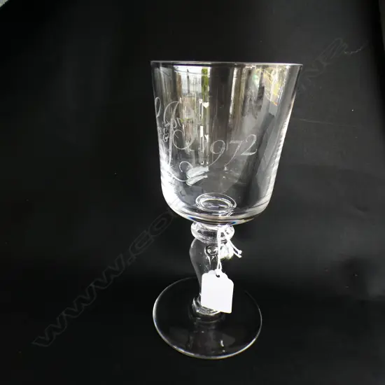 WHITEFRIARS E & P 1947-1972 COMMEMMERATIVE STEMMED GLASS WM WILSON H.190mm.