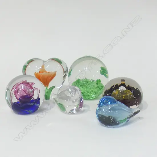 4 ART GLASS PAPERWEIGHTS & 2 ART GLASS BIRDS