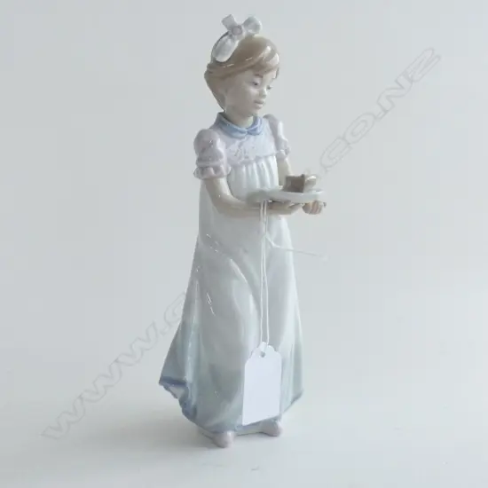 LLADRO 'BIRTHDAY CAKE' H.210mm  AF