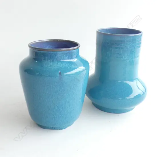 2 POOLE CARTER STABLER ADAMS VASES H.160mm