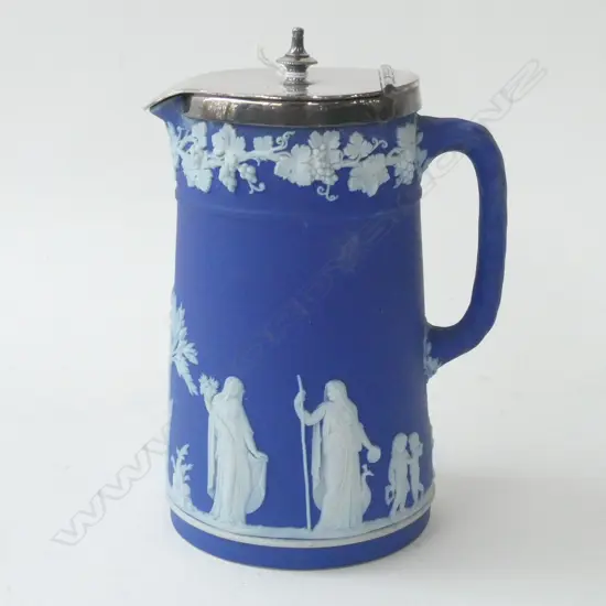 C1900 COBALT BLUE WEDGWOOD JUG S/PLATE HINGED LID H.170mm