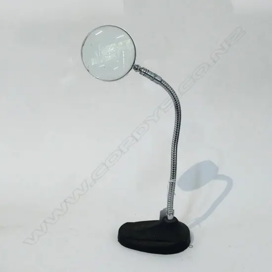 VINTAGE GOOSE NECK MAGNIFYING GLASS ON STAND