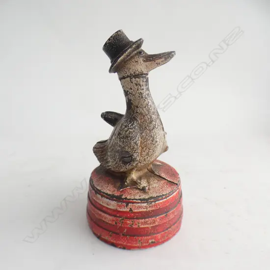 "SAVE FOR A RAINY DAY" CAST IRON PIGGY BANK + COIN INSIDE H. 150mm