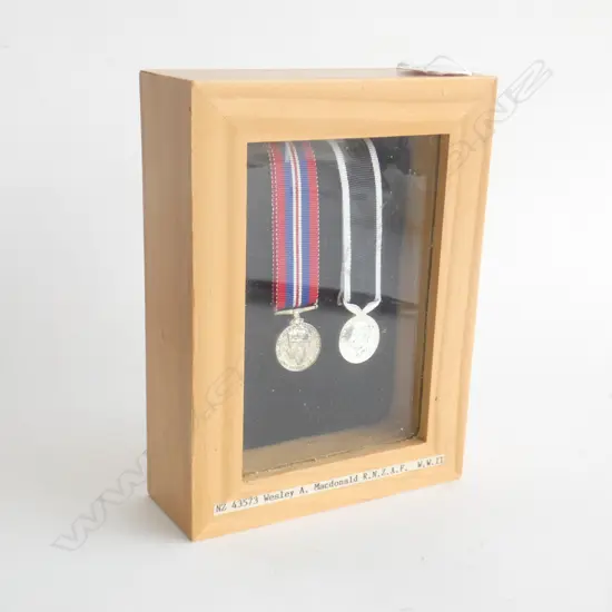 MINIATURE CASED WW2 SERVICE MEDALS 