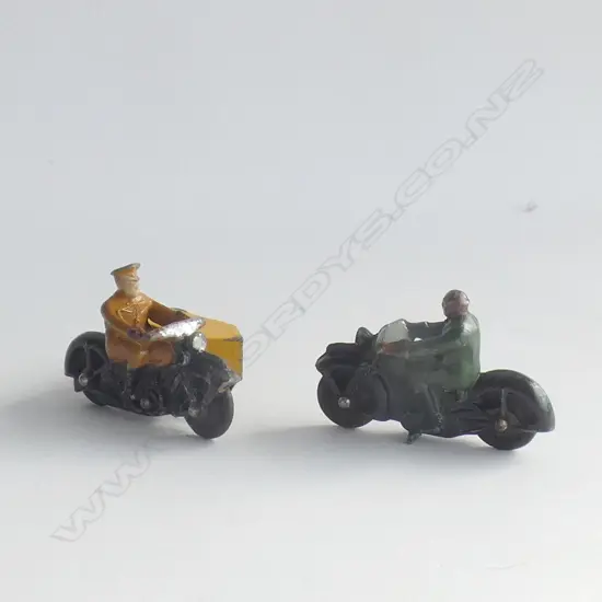 2 ANTIQUE MECCANO DIECAST DINKY TOY MOTOR BIKES 1 w sidecar 