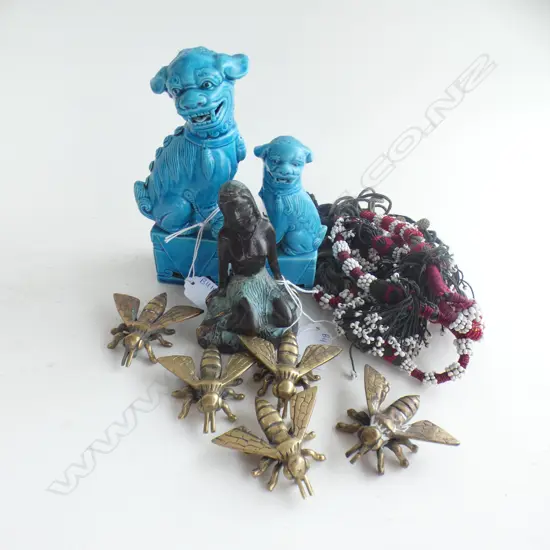 5 BRASS BEES + TE PANIA FIGURE + 2 BLUE FU DOGS + BEADED TRIBAL NECKLACE