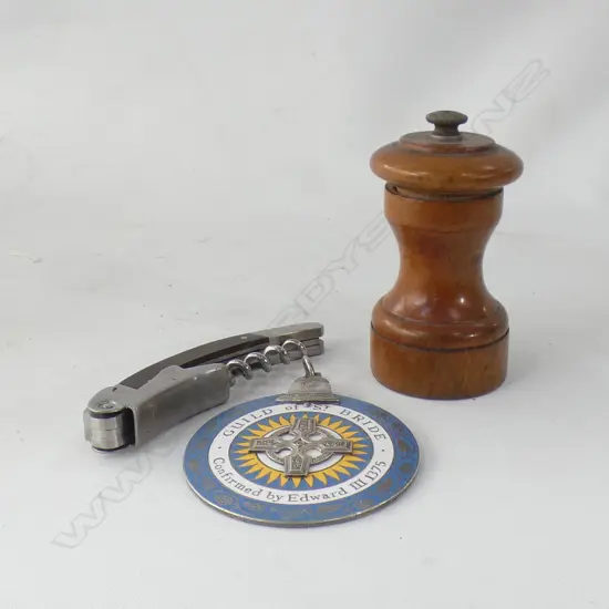 3 ITEMS: PEPPER GRINDER. POCKET KNIFE ENAMELLED PLAQUE 'GUILD DT.BRIDE'