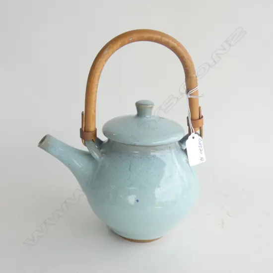 PETER STICHBURY CHUN TEAPOT H.170mm
