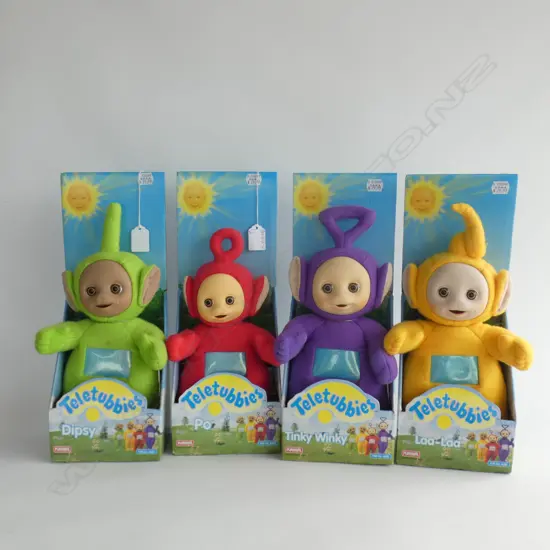 4 COLLECTABLE PLAYSKOOL TELETUBBIES;TINKY WINKY, PO, LAA-LAA & DIPSY, ALL IN ORIGINAL PACKAGING