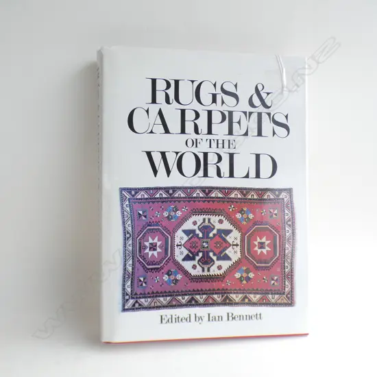 BOOK; 'RUGS & CARPETS OF THE WORLD' IAN BENNETT 1996 ED..
