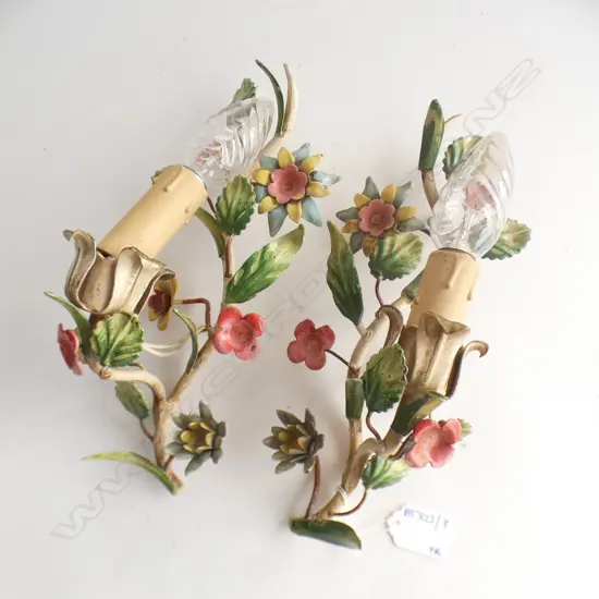 PR VINTAGE PAINTED METAL FLORAL SCONCES H.260mm
