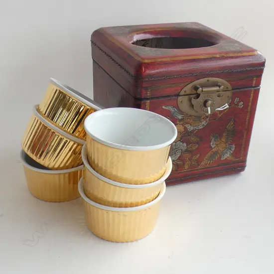 6 GOLD ROYAL WORCESTER RAMEKINS 85mm dia + RED LACQUER ORIENTAL TISSUE HOLDER H.150mm