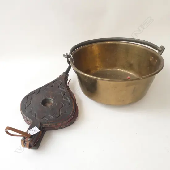 LG BRASS JAM PAN DIA 370MM + OLD LEATHER BALLAST