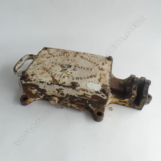 OLD CAST IRON NZ RAILWAY SWITCHING PLATE MCKENZIE & HOLLAND MAKER