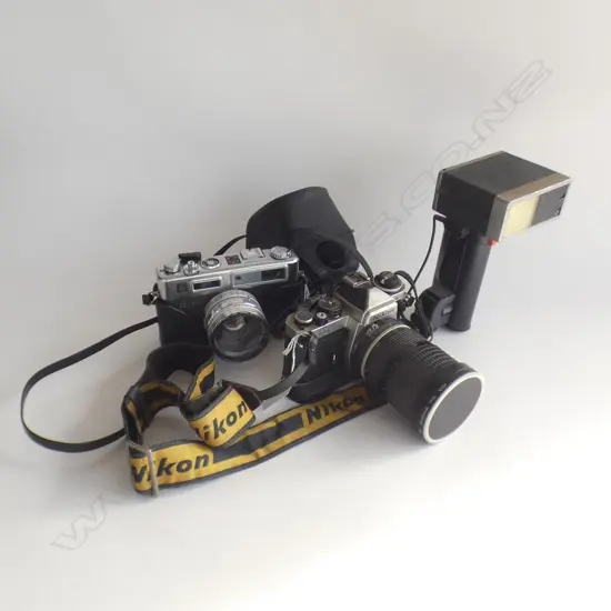 YASHICA ELECTRO 35 CAMERA + NIKON FE2 w. FLASH 