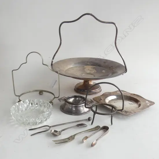 EPNS LOT INCL SUGAR TONGS, TEA STRAINER ETC..