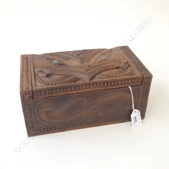 CARVED WOODEN MAORI BOX L.235mm