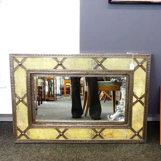 CONTEMPORARY METAL MIRROR 860x575mm