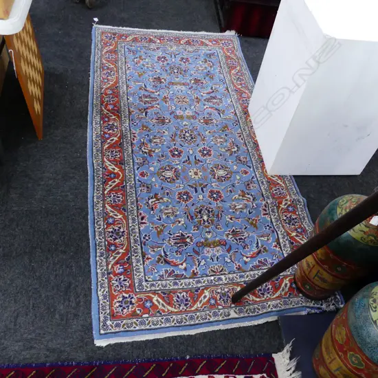 H/KNOTTED PERSIAN RUG BLUE DOMINANT W RED/ORANDE 2000 X 970mm CURVLINEAR