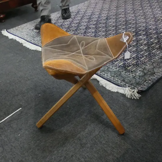 VINTAGE WOODEN TRIPOD LEATHER SEAT FOLDING STOOL 