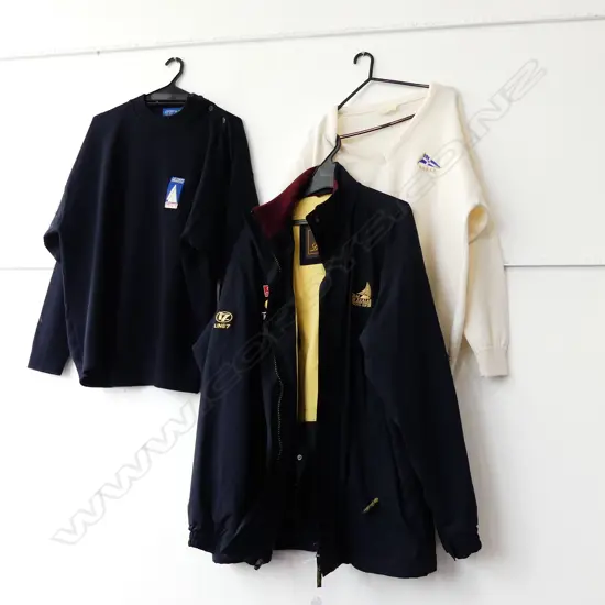 YACHTING INTEREST / AMERICAS CUP; 2 WOOLEN JUMPERS + LORO PIANA JACKET
