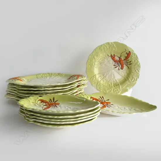 CARLTON WARE LOBSTER PLATES & DISHES; 7 LG OVAL PLATES (L360MM) 6 SM OVAL DISHES (L300MM) & 1 ROUND PLATE (DIA 235MM)