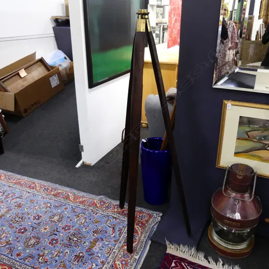 ANTIQUE WOOD & BRASS TRIPOD H.1460mm