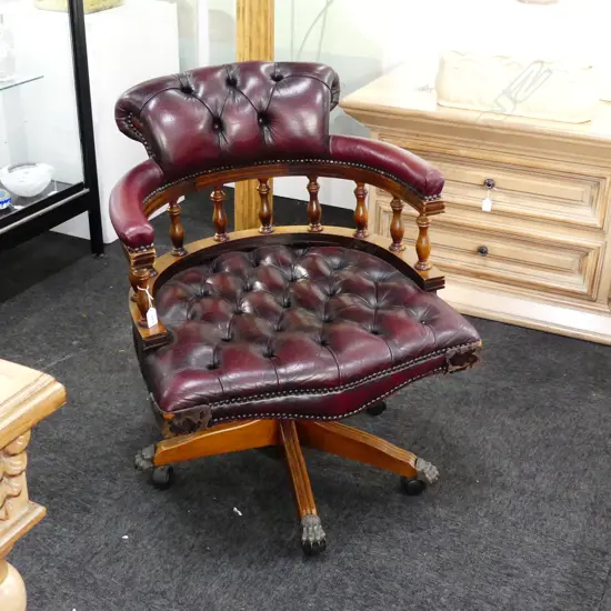 LEATHER CAPTAINS CHAIR