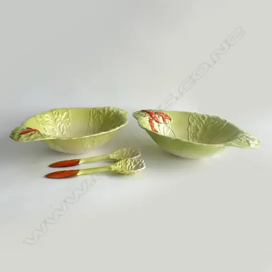 2 LG CARLTON WARE LOBSTER SALAD BOWLS (340 X 240MM) & 1 SET SERVING SPOONS C1950'S