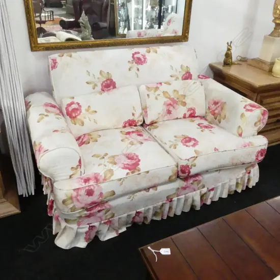 PINK ROSE FLORAL 2 SEATER COUCH 