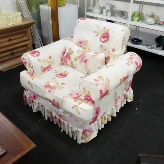PINK ROSE FLORAL COVERED LOUNGE CHAIR
