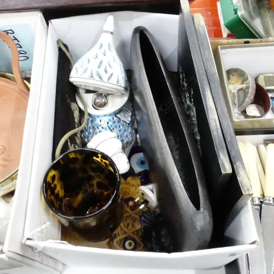 BOX LOT CERAMIC CAMEL LAMP, WIDE METAL VASE, BAG ETC