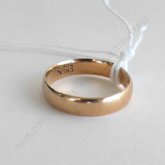 14CT YELLOW GOLD BAND RING 3.4gm