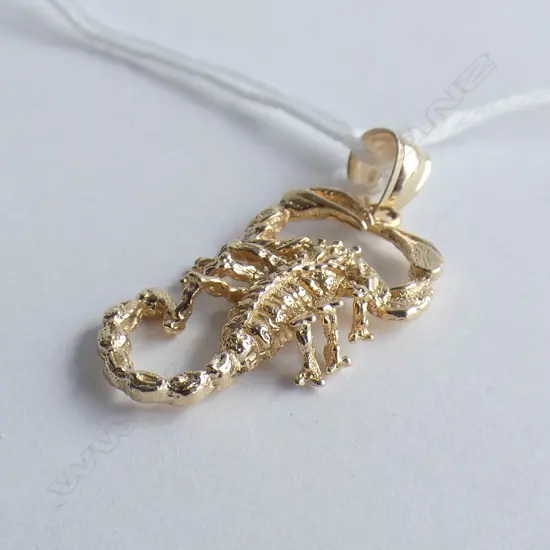 14K SCORPIAN PENDANT 2.04gms