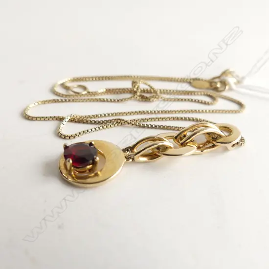 GOLD PLATED 925 SILVER NECKLACE -  RED STONE PENDANT 