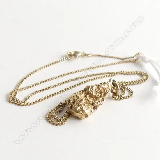 GOLD NUGGET NECKLACE 9CT CHAIN  TOTAL WEIGHT 4.4GMS