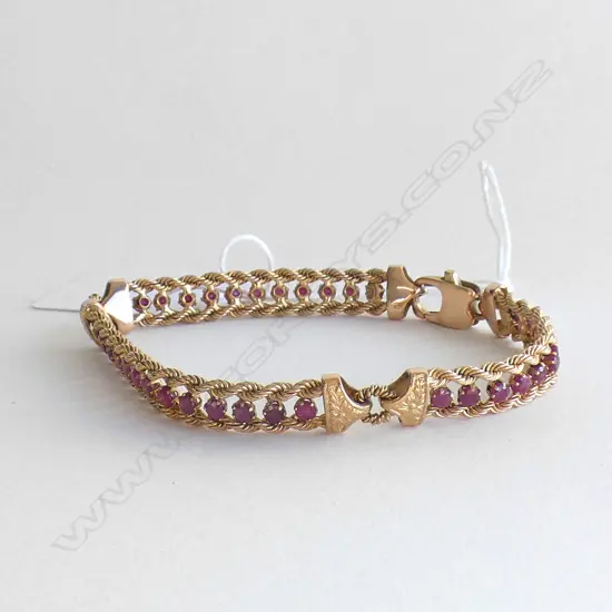 14K GOLD & RUBY BRACELET 14gms