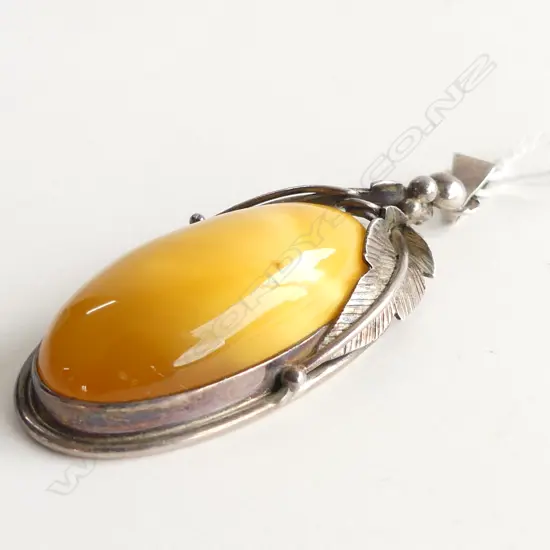LG 925 SILVER SET AMBER PENDANT L 50MM