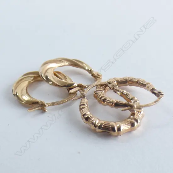 2 PRS GOLD HOOP EARRINGS 9CT & 10K