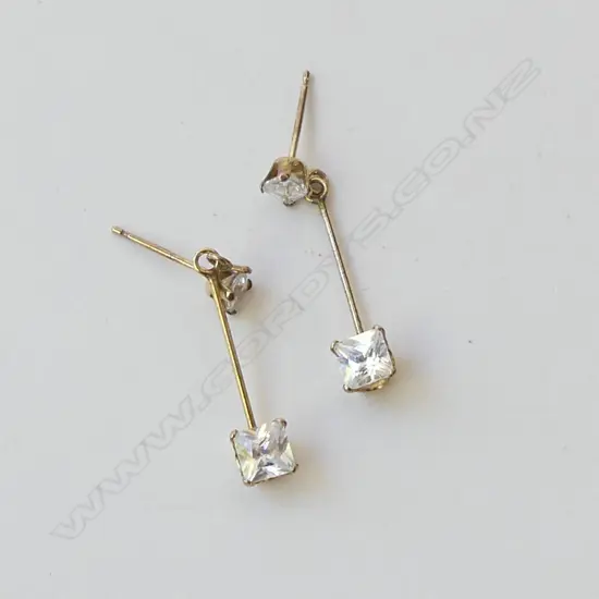 PR CZ DROP EARRINGS NO SCROLLS