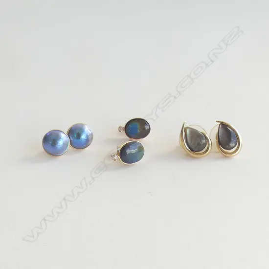 3 PR GOLD TONE & COLOURED STONE STUD EARRINGS 