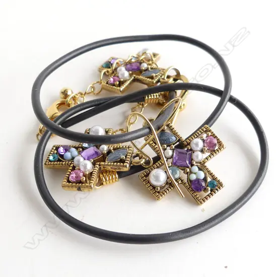 3 PC COSTUME JEWELLERY SET; MULTI COLOURED BEAD CROSS PENDANT & DROP EARRINGS 