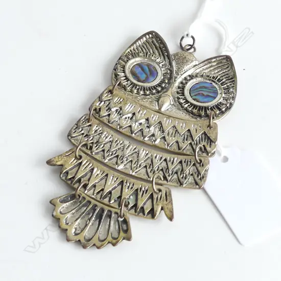 LG OWL PENDANT WITH PAUA SHELL EYES 95 X 50MM