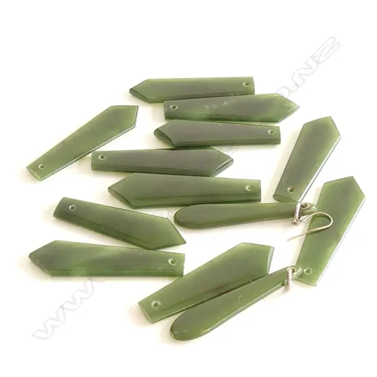 11 POUNAMU PENDANT / EARRING DROPS + PR EARRINGS