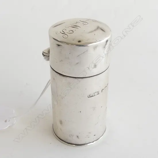 (20632) SILVER PERFUME BOTTLE WITH GLASS INNER AND STOPPER HALLMARKED BIRMINGHAM 1908 H. 65mm W. 76g AF DENTED ALL OVER