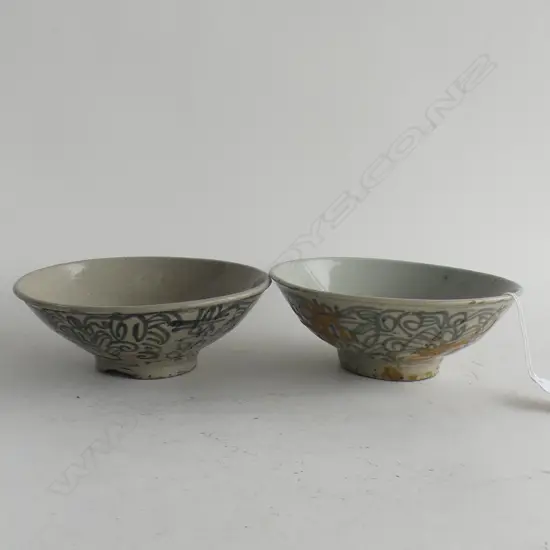TWO BLUE & WHITE MING BOWLS DIA 155MM