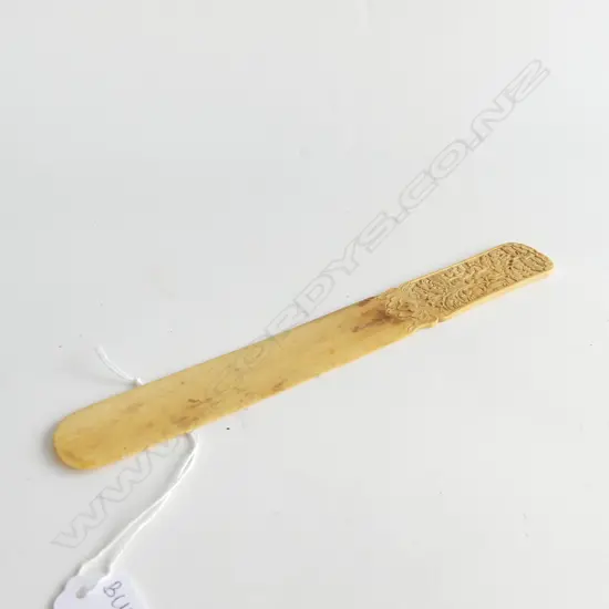 CHINESE CARVED IVORY PAGE TURNER L.245mm