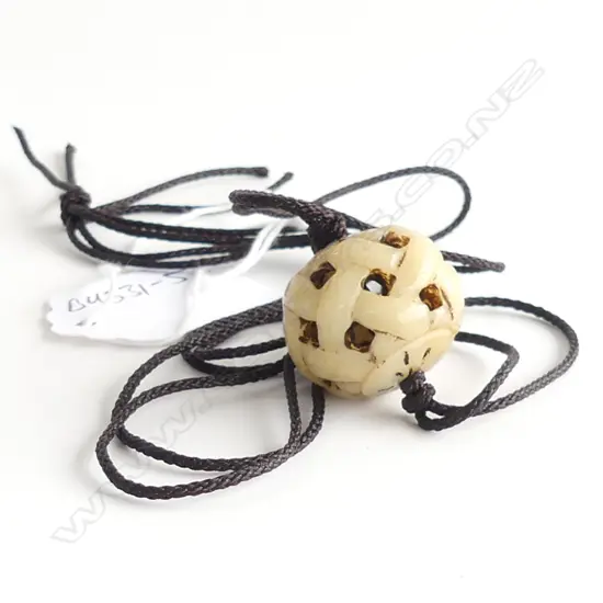 OLD JAPANESE MARINE IVORY (SPERM WHALE TOOTH) LATTICE TOGGLE