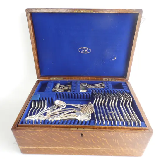 CANTEEN OF CUTLERY; MARRIAGE OF EP 2 SETS...